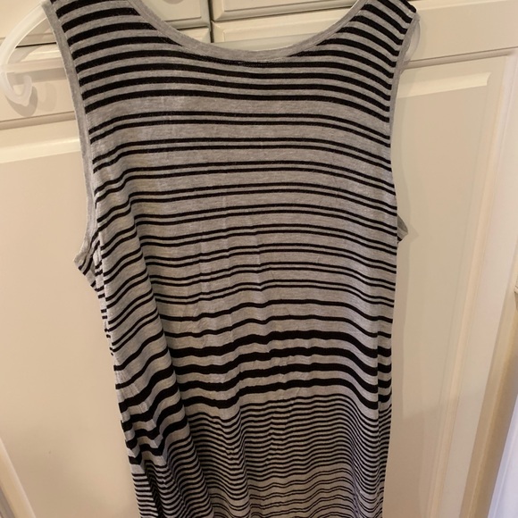 Maternity sleepwear set - Picture 2 of 8